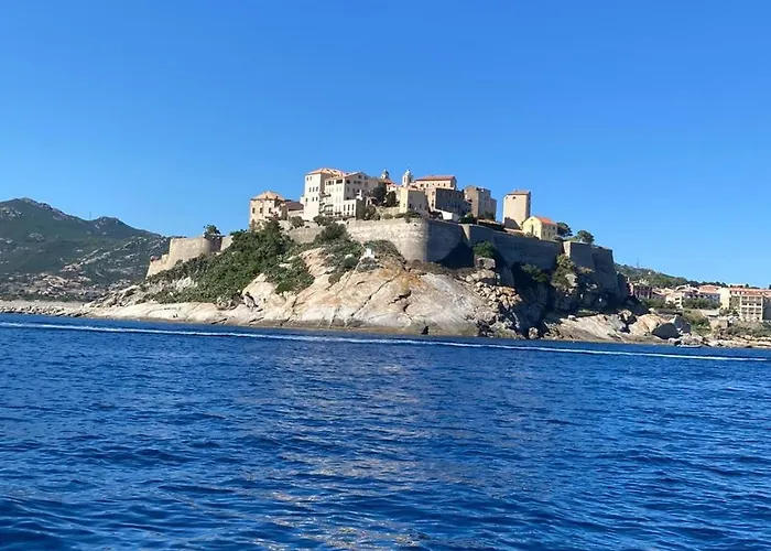 Apartmán Calme Proche Du Centre Santa-Reparata-di-Balagna